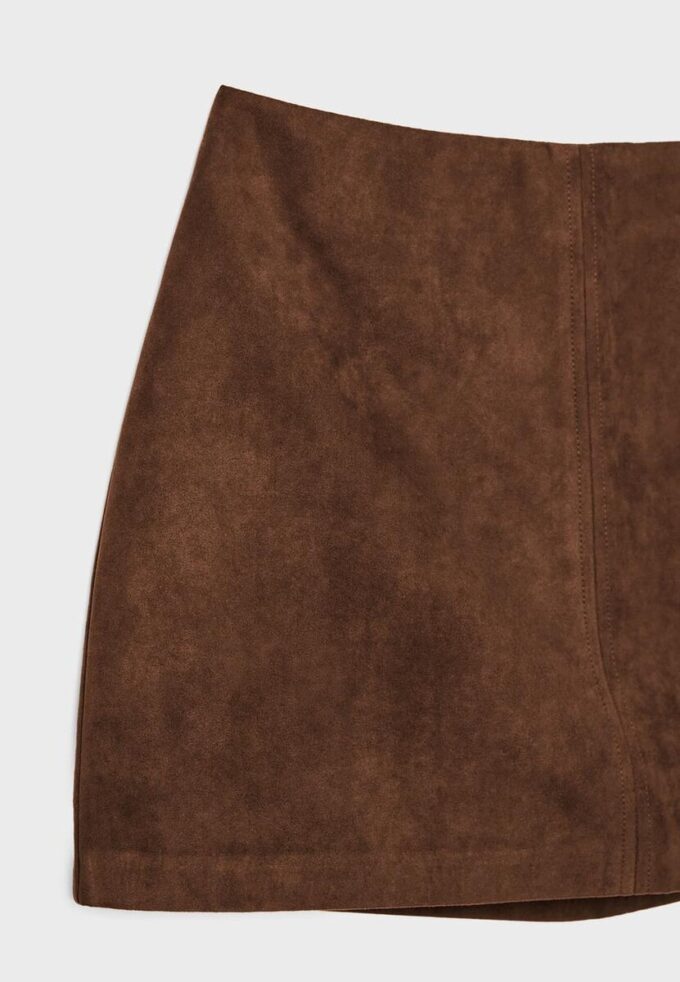 Minifalda-Skort de ante sintético Minifalda-Skort de ante sintético