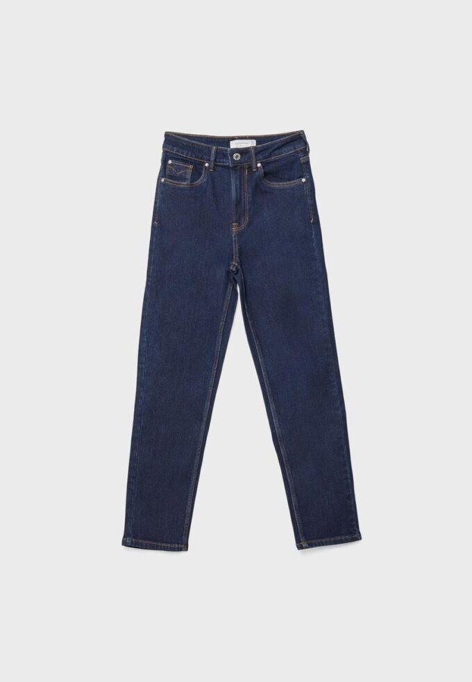 Mom Jeans de corte ajustado D10 Mom Jeans de corte ajustado D10