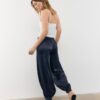 Pantalones acampanados de satén elegantes Pantalones acampanados de satén elegantes