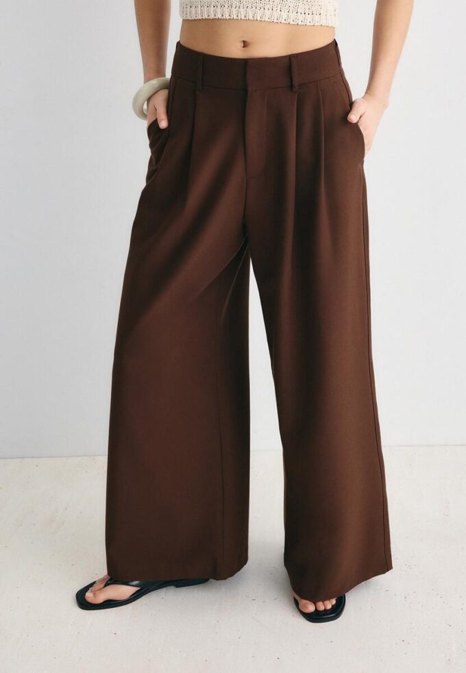 Pantalones ajustables de pierna Wide Leg