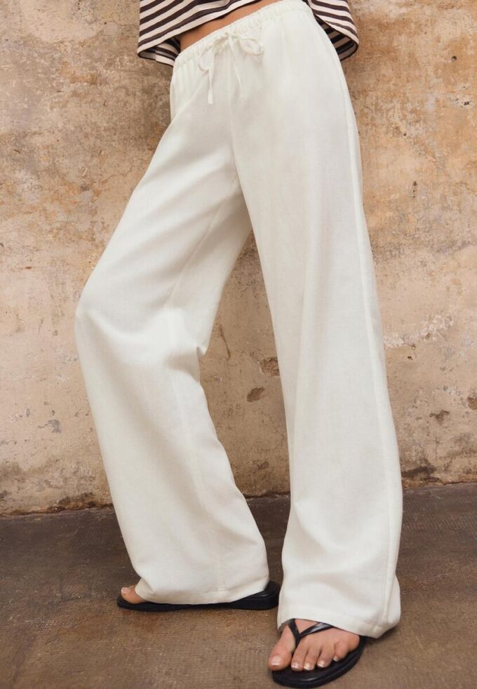 Pantalones con cordón efecto lino Pantalones con cordón efecto lino