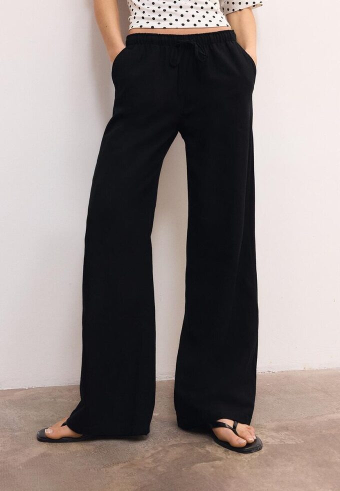 Pantalones con cordón efecto lino Pantalones con cordón efecto lino