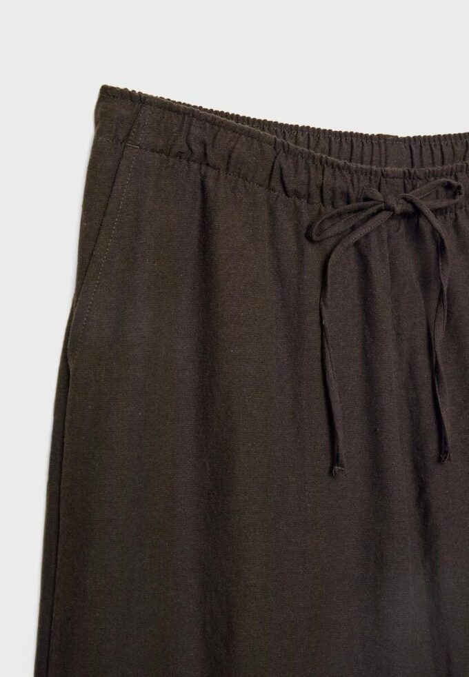 Pantalones con cordón efecto lino Pantalones con cordón efecto lino