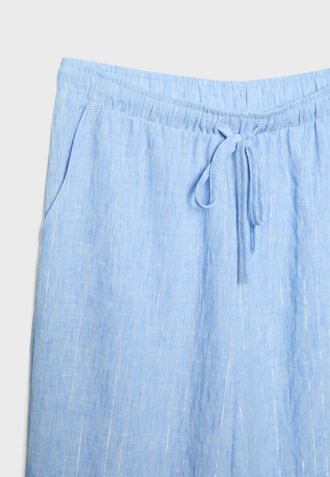 Pantalones con efecto lino y hilos metálicos fluidos Pantalones con efecto lino y hilos metálicos fluidos