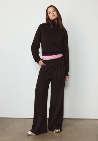 Pantalones con pinzas de tacto suave