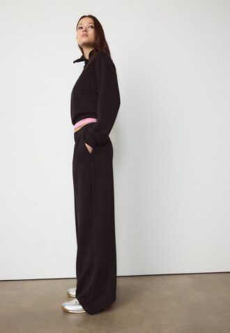 Pantalones con pinzas de tacto suave