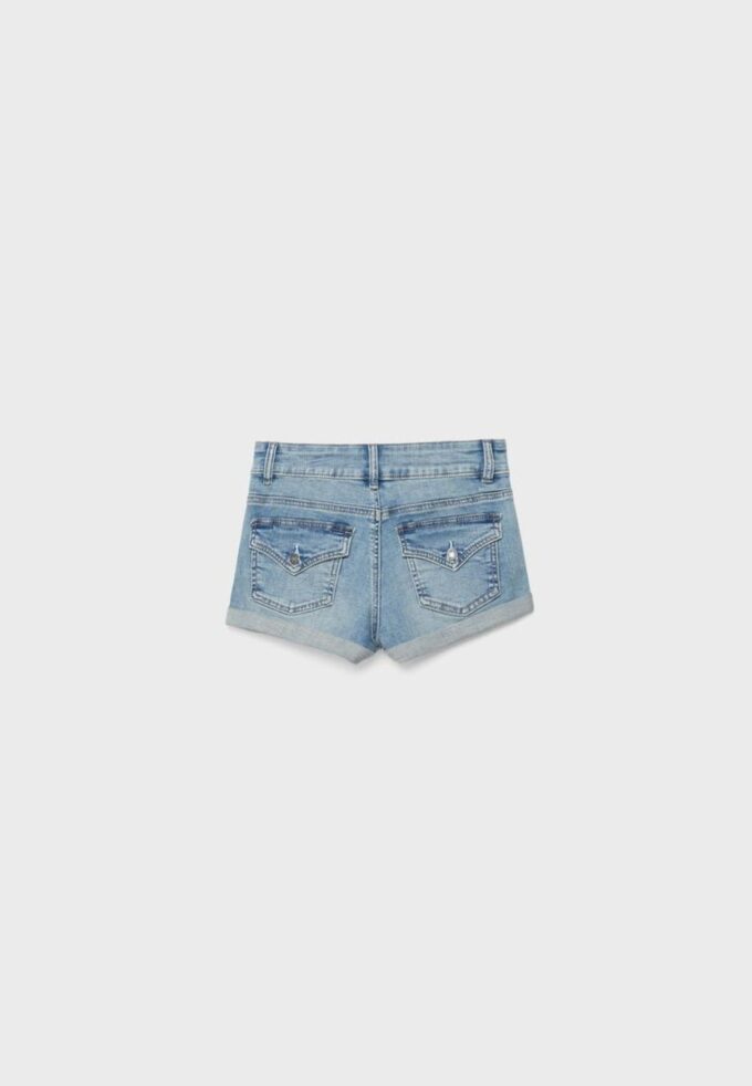 Pantalones cortos de mezclilla con dobladillo Pantalones cortos de mezclilla con dobladillo