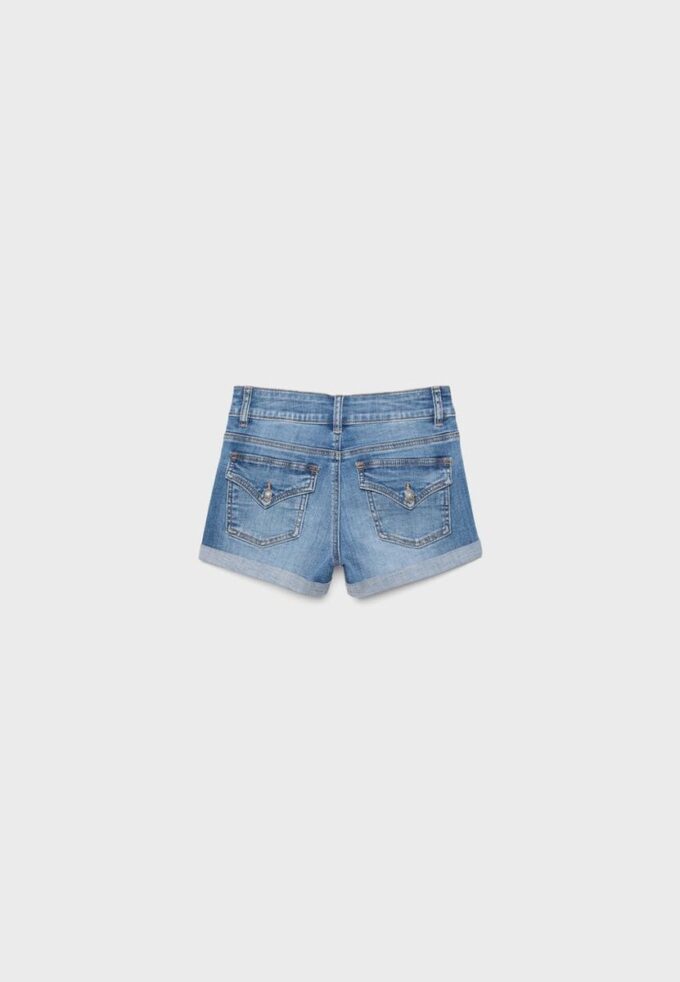 Pantalones cortos de mezclilla con dobladillo Pantalones cortos de mezclilla con dobladillo