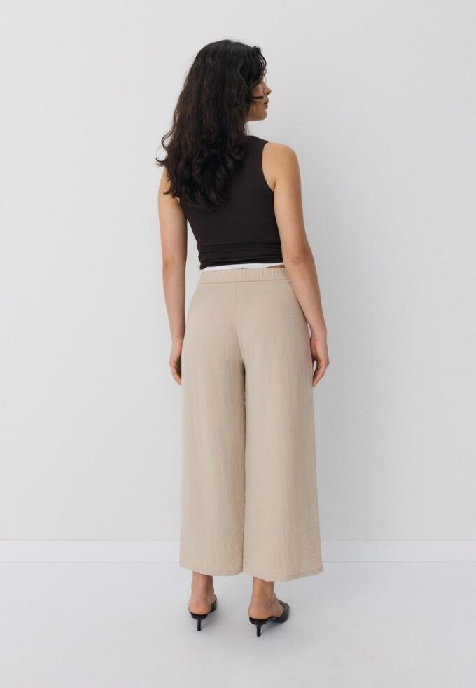 Pantalones culotte rústicos Pantalones culotte rústicos