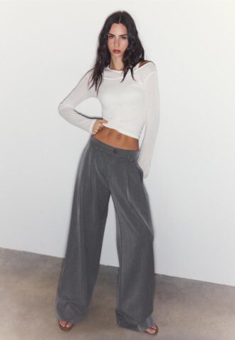 Pantalones de corte ancho con pinzas