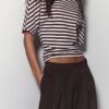 Pantalones de corte ancho con pinzas Pantalones de corte ancho con pinzas
