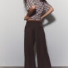Pantalones de corte ancho con pinzas Pantalones de corte ancho con pinzas