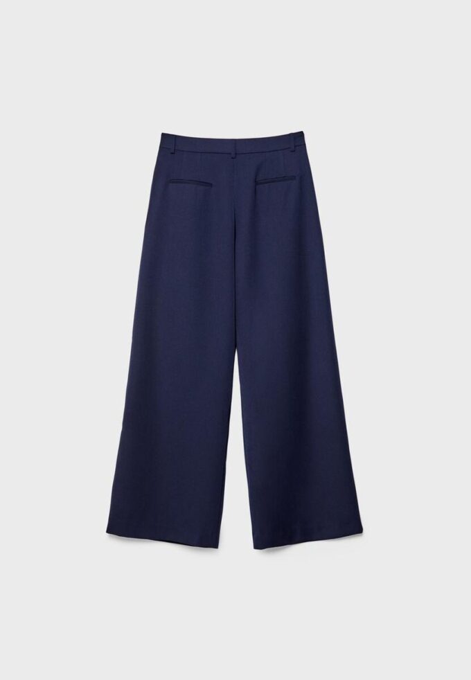 Pantalones de corte ancho con pinzas Pantalones de corte ancho con pinzas