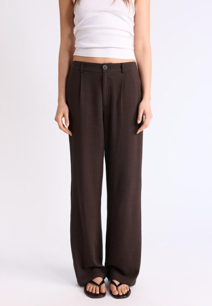 Pantalones de corte recto con efecto lino Pantalones de corte recto con efecto lino