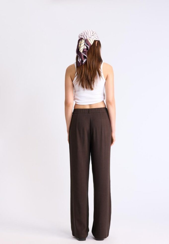 Pantalones de corte recto con efecto lino Pantalones de corte recto con efecto lino