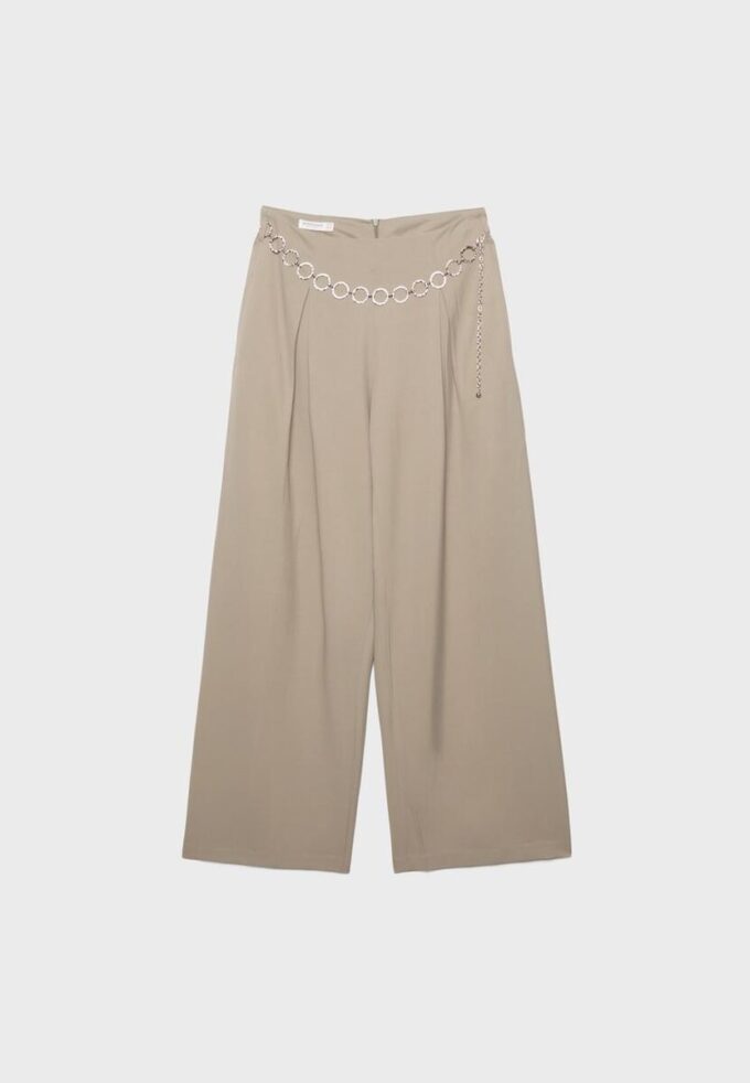 Pantalones de lyocell con pinzas y cadena Pantalones de lyocell con pinzas y cadena