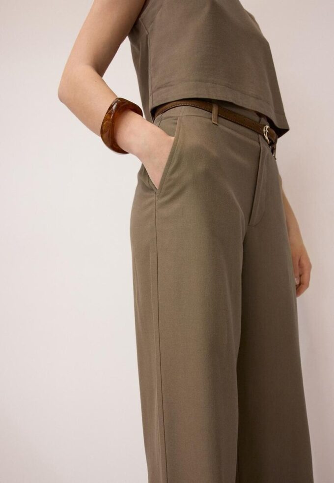 Pantalones de pierna recta con efecto lino y cinturón Pantalones de pierna recta con efecto lino y cinturón