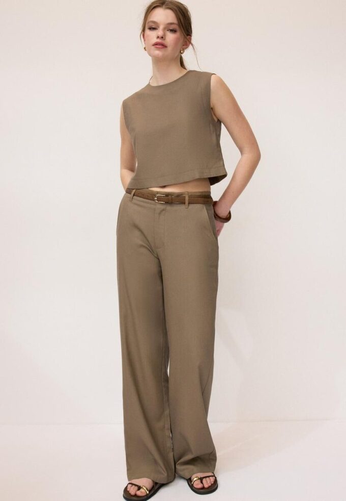 Pantalones de pierna recta con efecto lino y cinturón Pantalones de pierna recta con efecto lino y cinturón