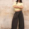 Pantalones de popelín de corte acampanado con topes Pantalones de popelín de corte acampanado con topes