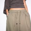 Pantalones de popelín de corte acampanado con topes Pantalones de popelín de corte acampanado con topes