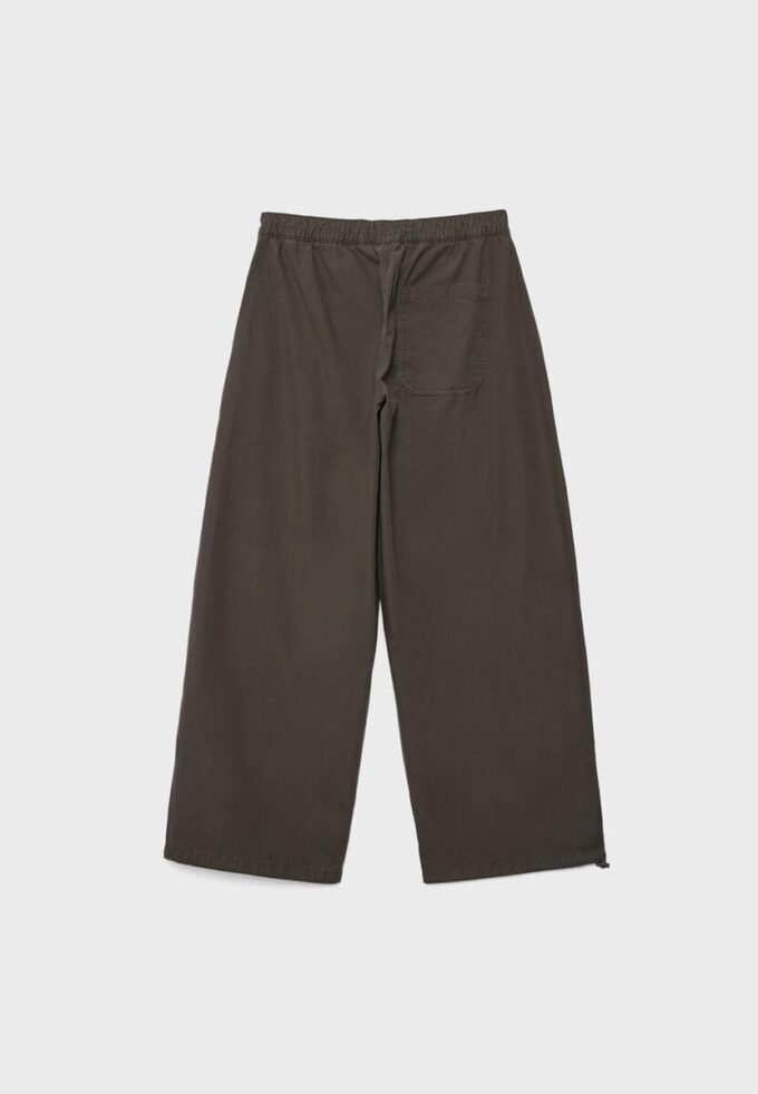 Pantalones de popelín de corte acampanado con topes Pantalones de popelín de corte acampanado con topes
