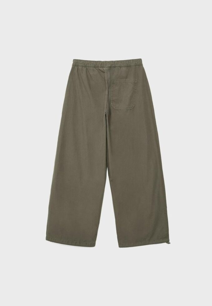 Pantalones de popelín de corte acampanado con topes Pantalones de popelín de corte acampanado con topes