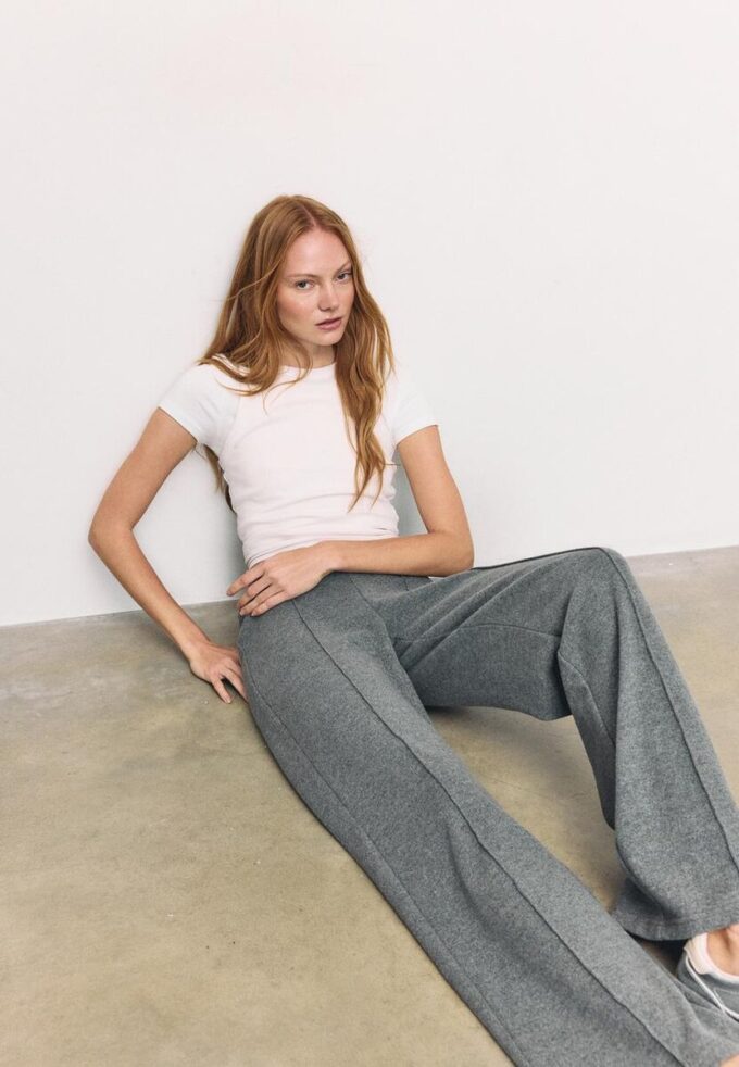 Pantalones de punto con detalle de costura