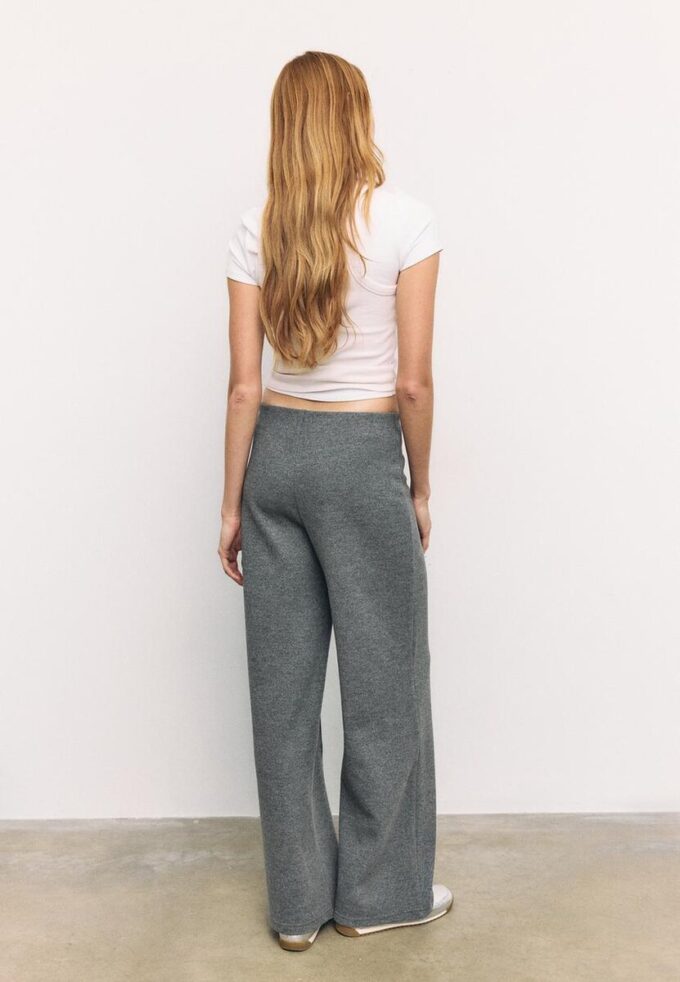 Pantalones de punto con detalle de costura