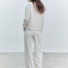 Pantalones de punto con detalle de costura Pantalones de punto con detalle de costura
