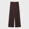 Pantalones de punto con detalle de costura Pantalones de punto con detalle de costura