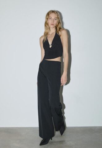 Pantalones elegantes de corte holgado