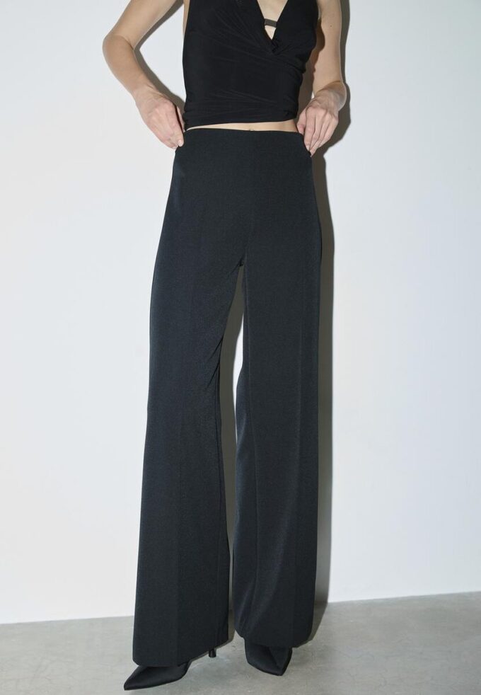 Pantalones elegantes de corte holgado Pantalones elegantes de corte holgado