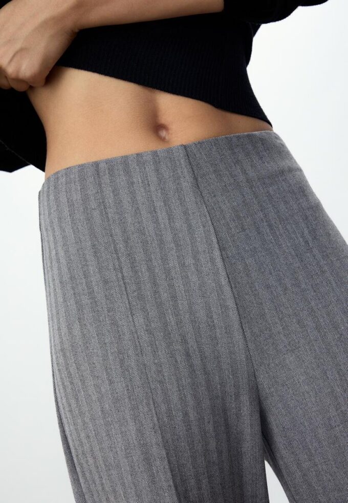 Pantalones elegantes de corte holgado Pantalones elegantes de corte holgado