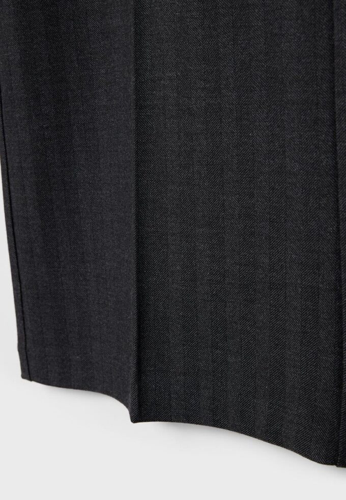 Pantalones elegantes de corte holgado Pantalones elegantes de corte holgado