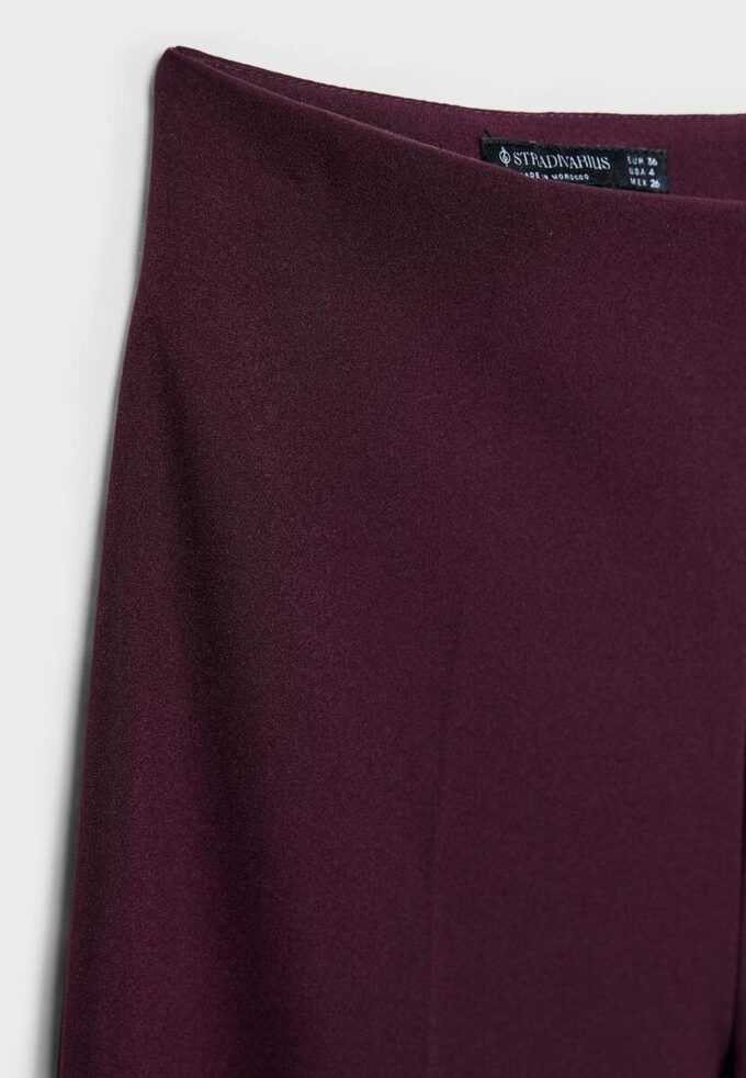 Pantalones elegantes de corte holgado Pantalones elegantes de corte holgado
