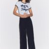 Pantalones elegantes de corte recto con pinzas Pantalones elegantes de corte recto con pinzas