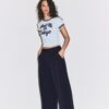 Pantalones elegantes de corte recto con pinzas Pantalones elegantes de corte recto con pinzas