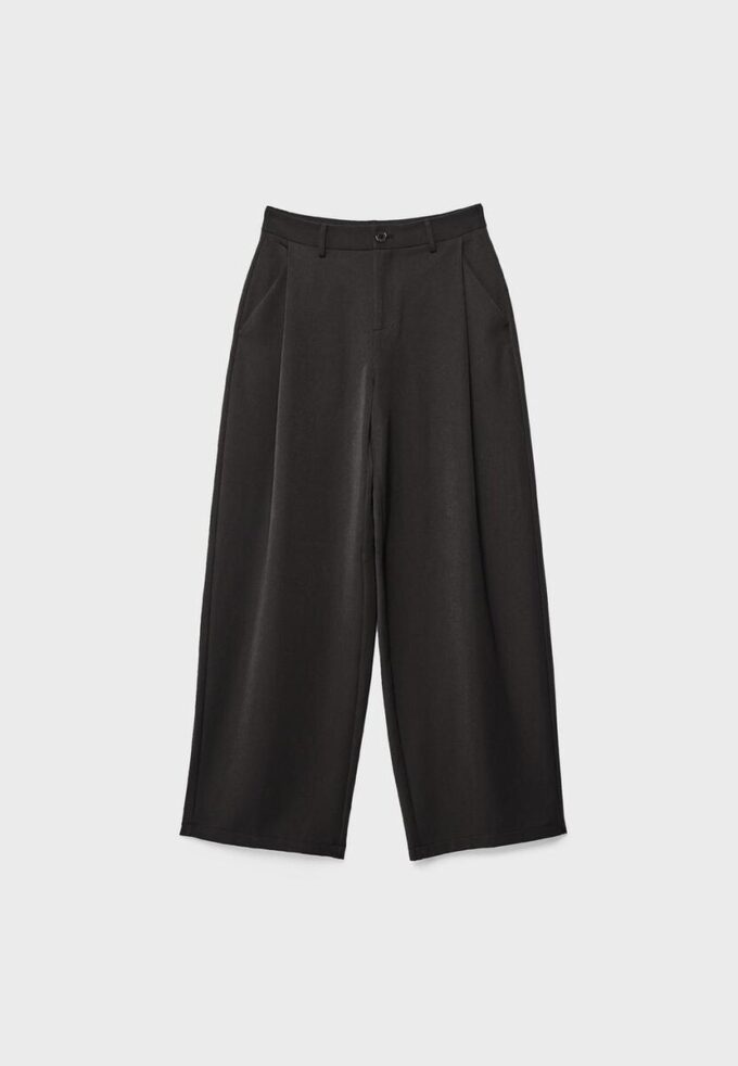 Pantalones elegantes de corte recto con pinzas