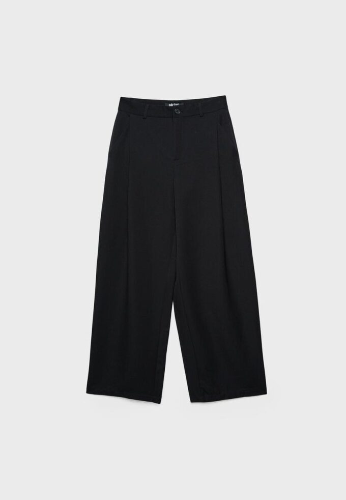 Pantalones elegantes de corte recto con pinzas