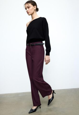 Pantalones elegantes de corte recto y vuelo con cinturón
