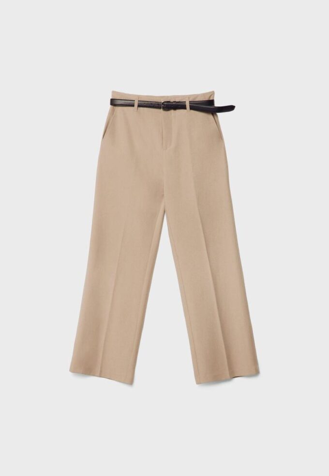 Pantalones elegantes de corte recto y vuelo con cinturón Pantalones elegantes de corte recto y vuelo con cinturón