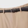 Pantalones elegantes de corte recto y vuelo con cinturón Pantalones elegantes de corte recto y vuelo con cinturón