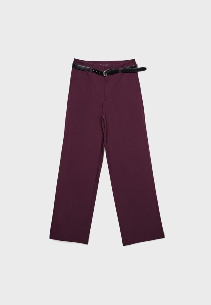 Pantalones elegantes de corte recto y vuelo con cinturón Pantalones elegantes de corte recto y vuelo con cinturón