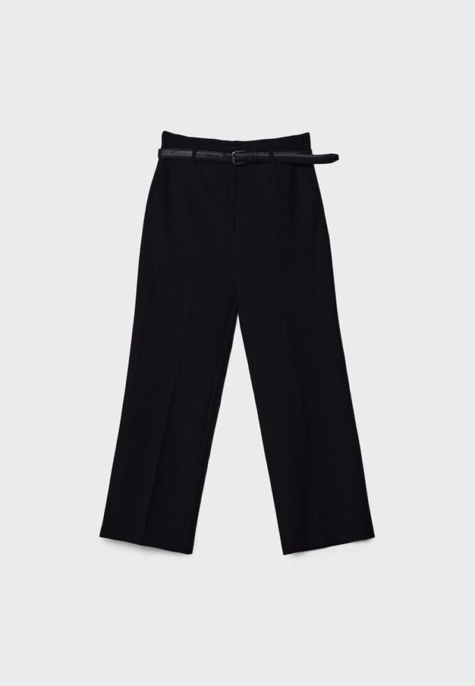 Pantalones elegantes de corte recto y vuelo con cinturón Pantalones elegantes de corte recto y vuelo con cinturón