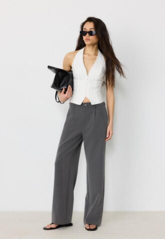 Pantalones elegantes de pierna recta