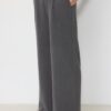 Pantalones elegantes de pierna recta Pantalones elegantes de pierna recta