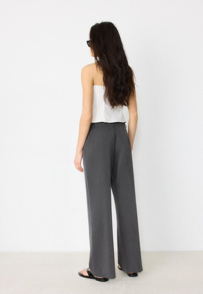 Pantalones elegantes de pierna recta Pantalones elegantes de pierna recta