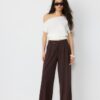 Pantalones elegantes informales a rayas con cintura cruzada Pantalones elegantes informales a rayas con cintura cruzada