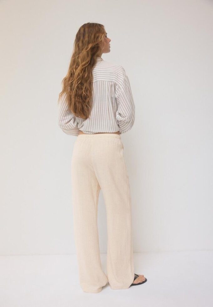 Pantalones fluidos con efecto lino Pantalones fluidos con efecto lino