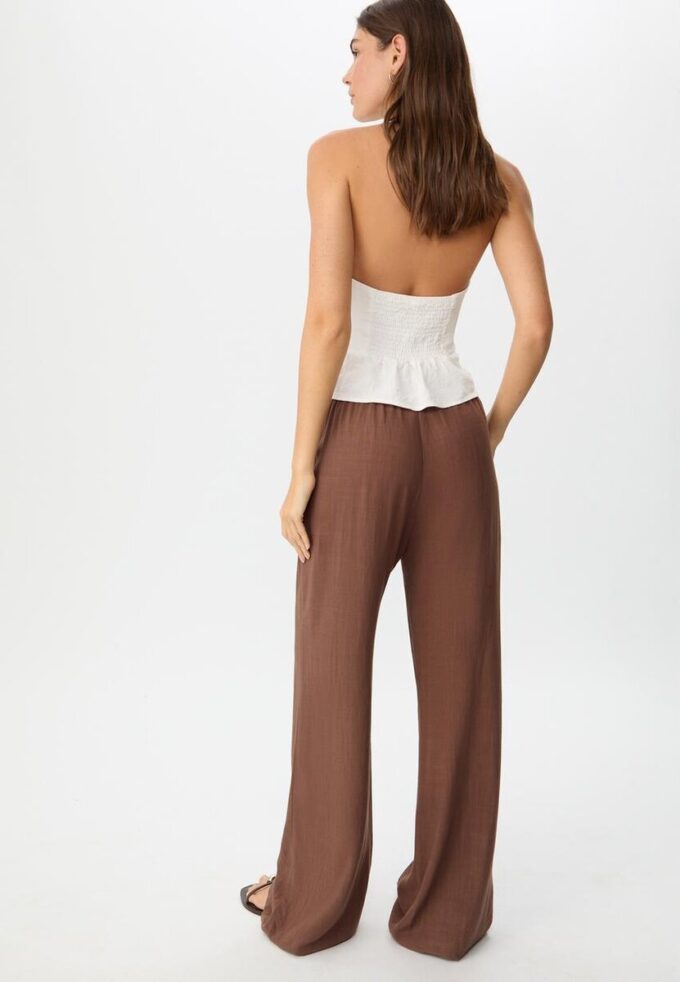 Pantalones fluidos con efecto lino Pantalones fluidos con efecto lino